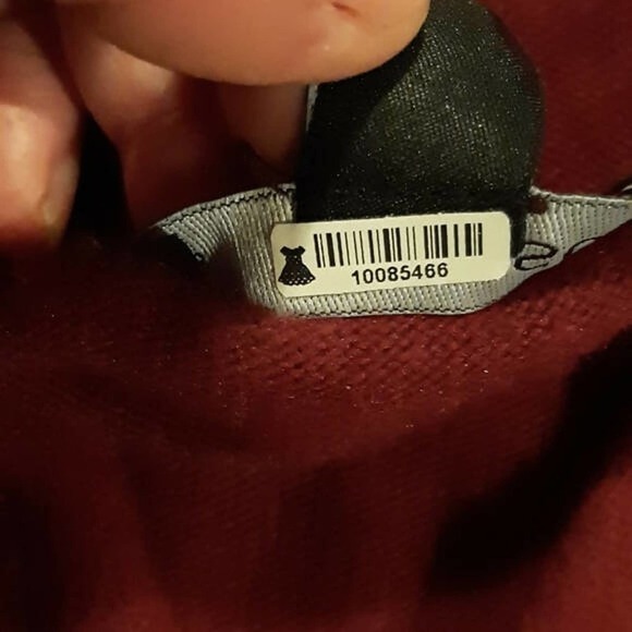 Soon Maternity Riley V-Neck Maternity Sweater Red - Picture 9 of 9